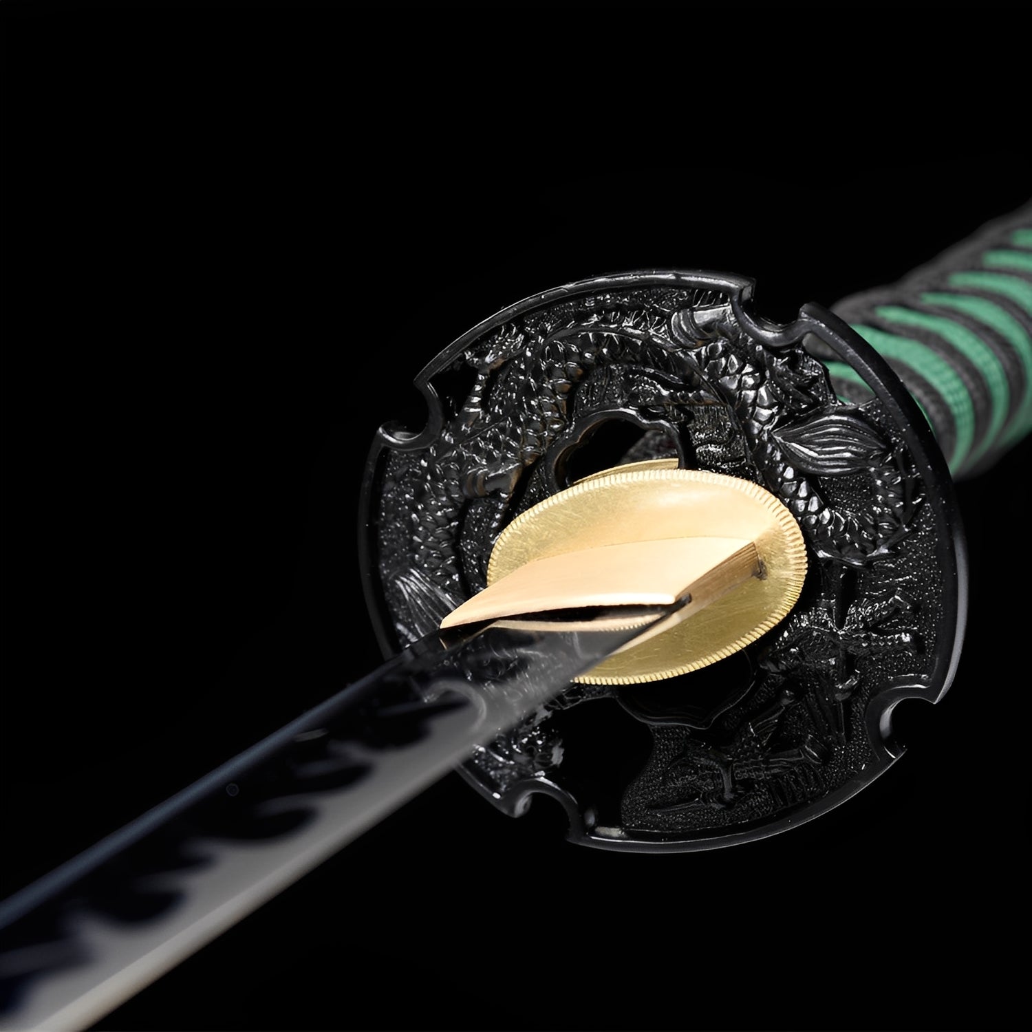 Katana Shirakawa - tsuba e finiture