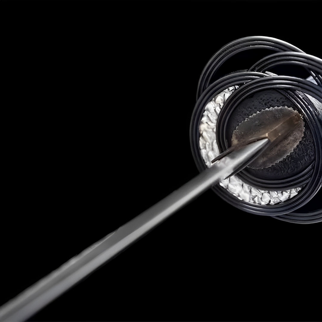 Katana Elden Ring (Acciaio Damasco & Hamon) - set completo in esposizione