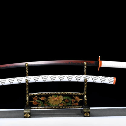 Katana Rengoku (Demon Slayer) - set completo in esposizione
