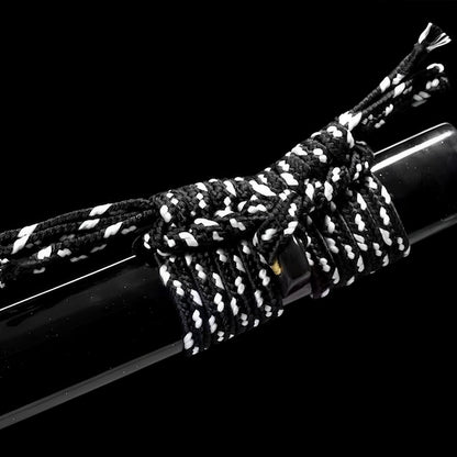 Katana Shirokuro (Acciaio T10 & Hamon) - set completo in esposizione