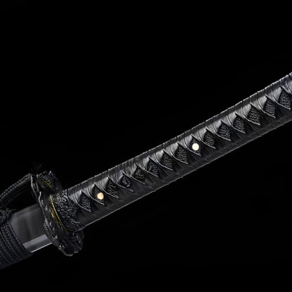 Katana Kurojin Raikiba - saya e impugnatura